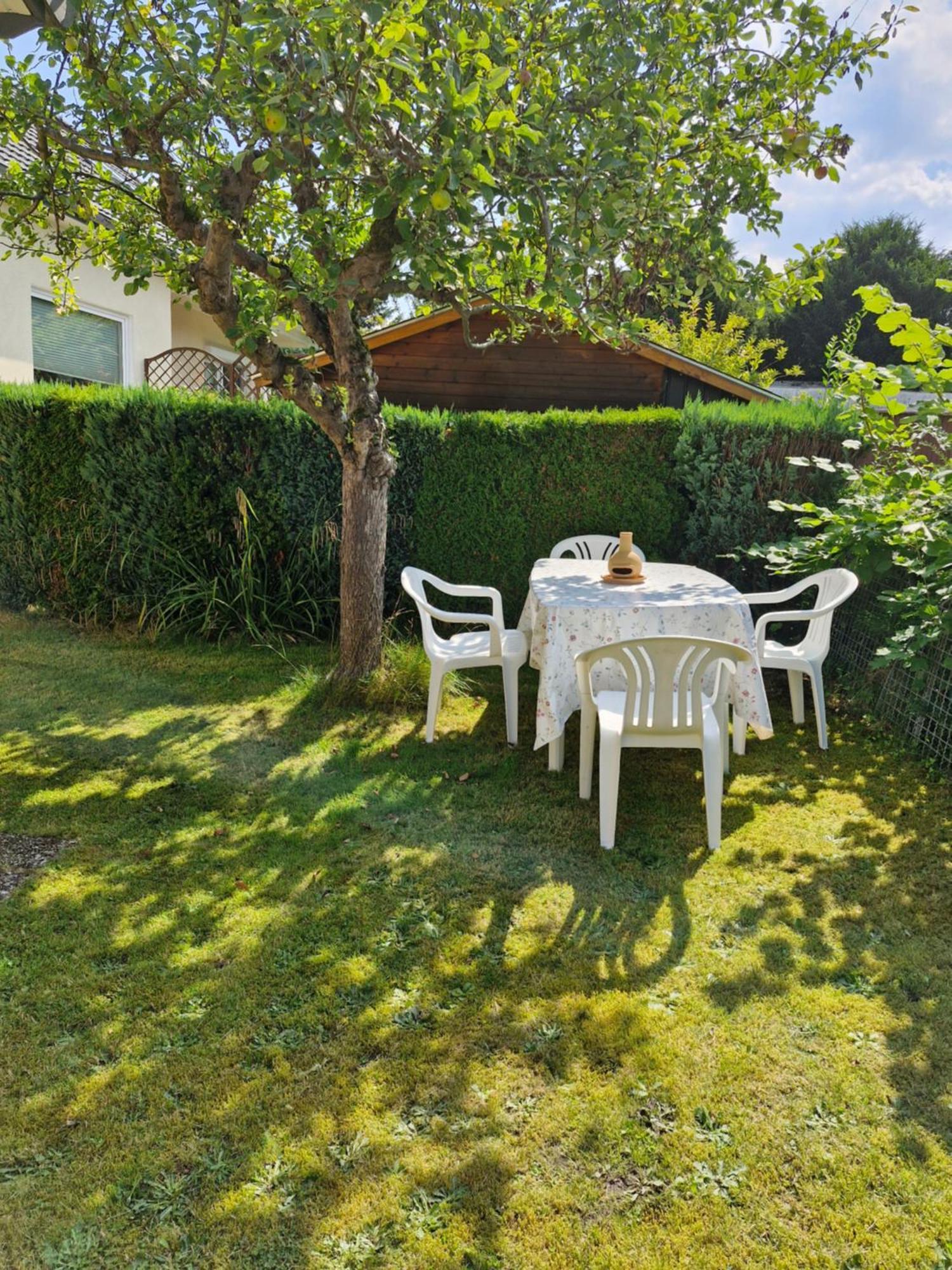 Komfortables Einzelhaus Mit Garten Halstenbek Екстер'єр фото